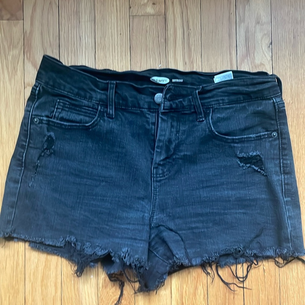 Black shorts